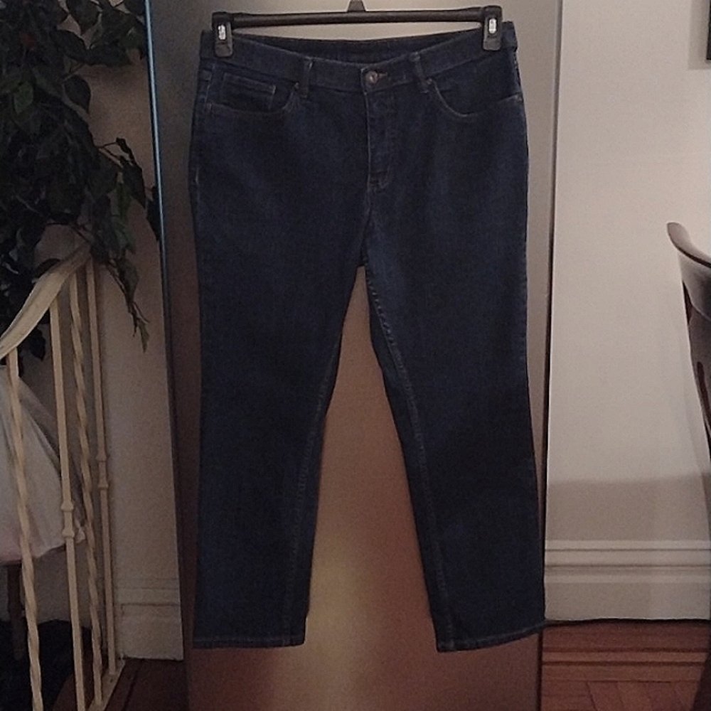 🌟 NWOT🌟 Denim & Co. classic cut stretch jeans!🌷